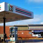 Crypto Price Today: Bitcoin Holds $70.7k, ETH Dips, DOT Slips as US Imposes Hormuz Blockade; OIL Surges, RAVEDAO Soars 130%